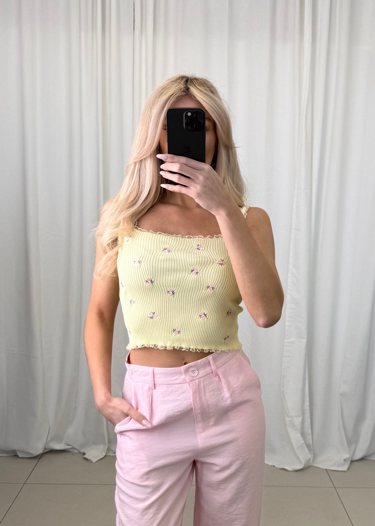 TOP ROSÉ VIBES GELB