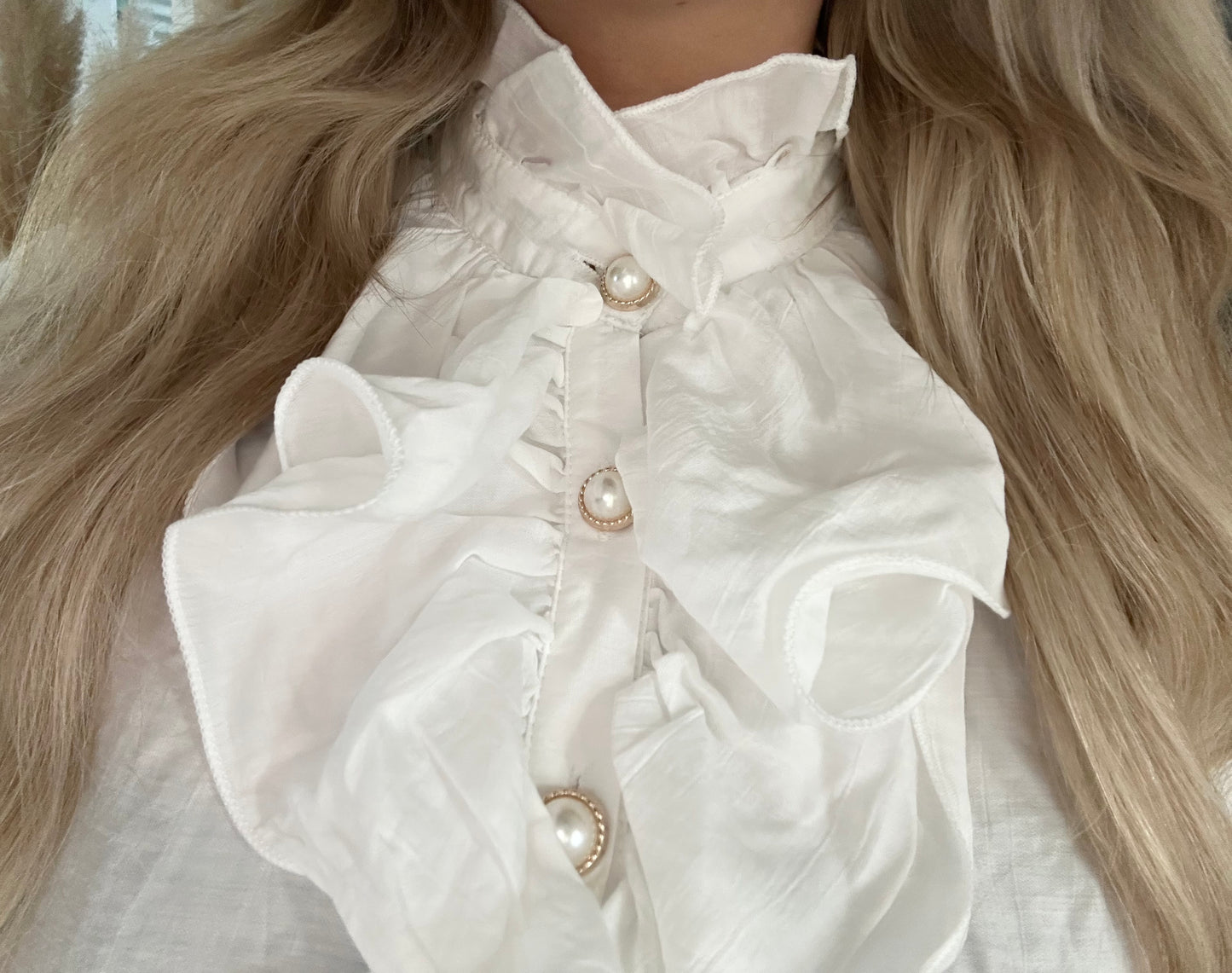 BLUSE RÜSCHENTRAUM WEISS