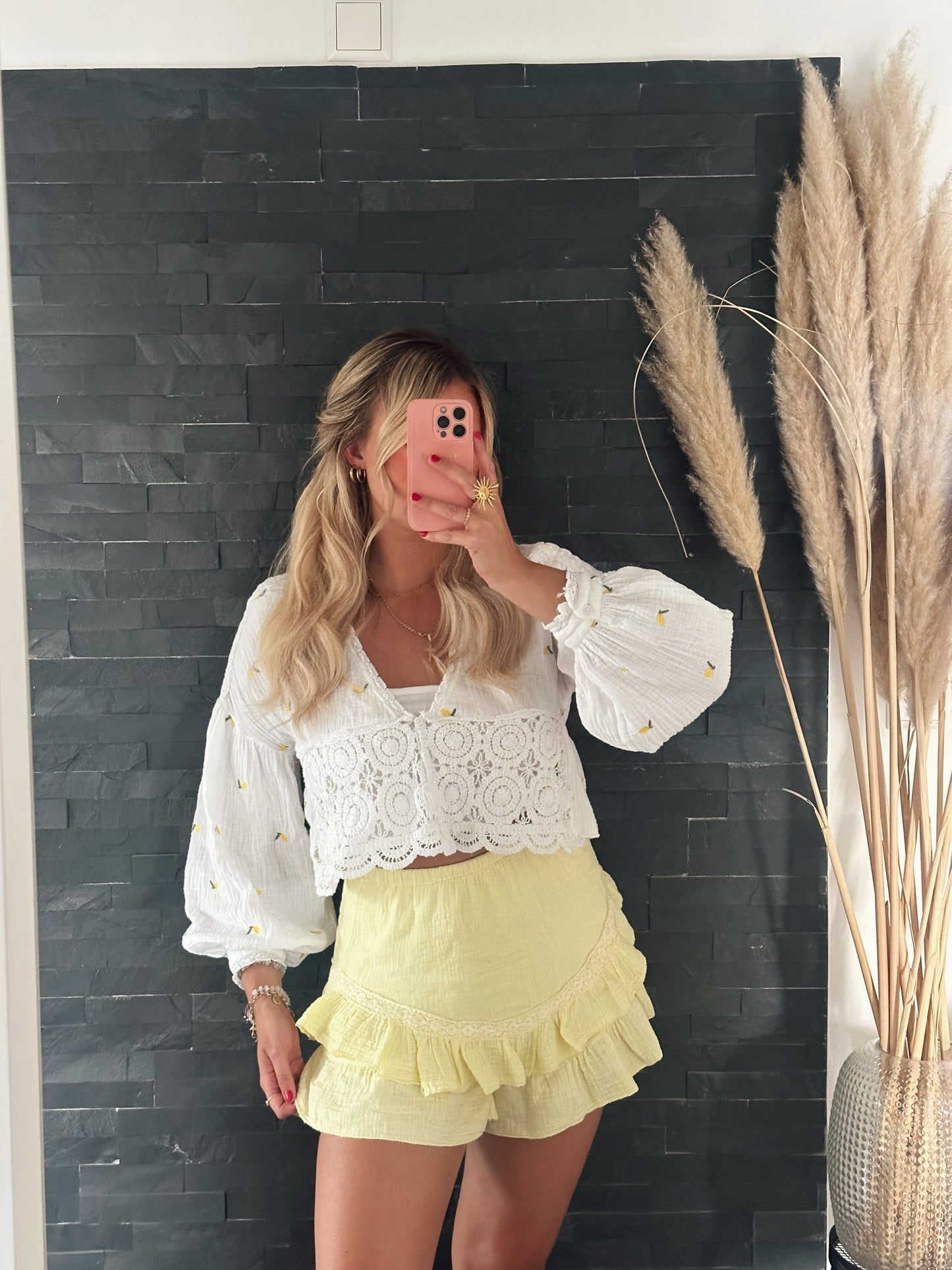 MUSSELIN SHORTS VOLANT BUTTER YELLOW