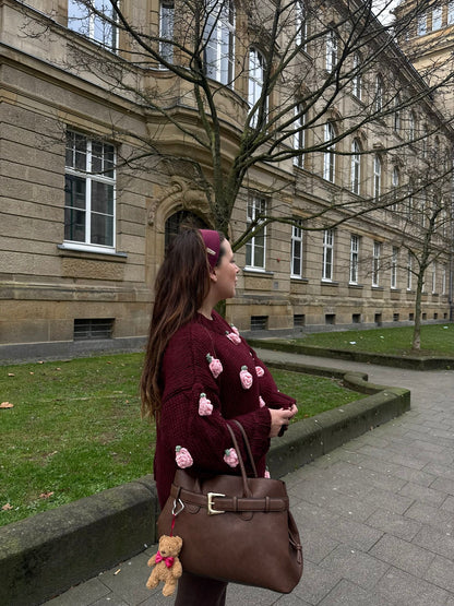 PULLOVER MIT HÄKELROSEN BORDEAUX