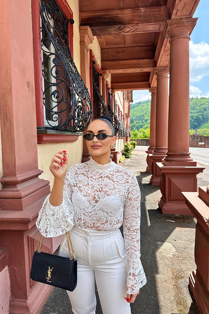 TOP WITH LACE