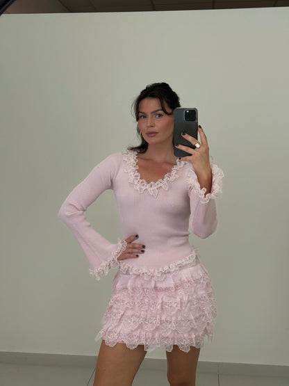 STRICKROCK LACE LOVE