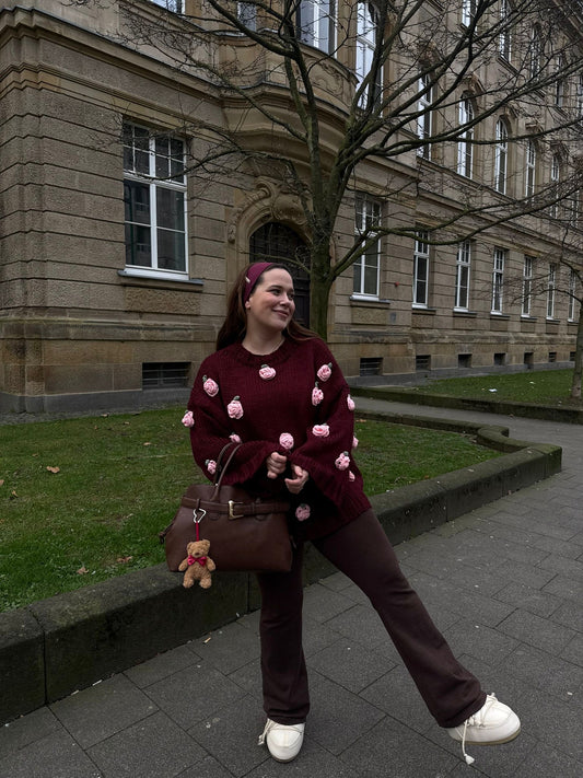 PULLOVER MIT HÄKELROSEN BORDEAUX
