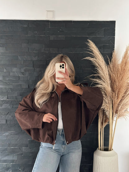 JACKE VIRAL